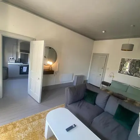 16 Big Comfy Studio - Great Location - Free Onsite Parking - Comfy Bed Brighton Exterior photo